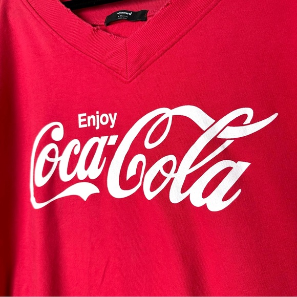 Coca-Cola Red Oversized Distressed Drop Shoulder 3/4 Sleeve V-Neck Sweatshirt - Picture 4 of 13
